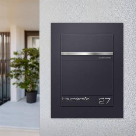 Metzler Briefkasten Unterputz | personalisiert mit Gravur | Eisenglimmer | Edelstahl-Namensschild | Hugo 2