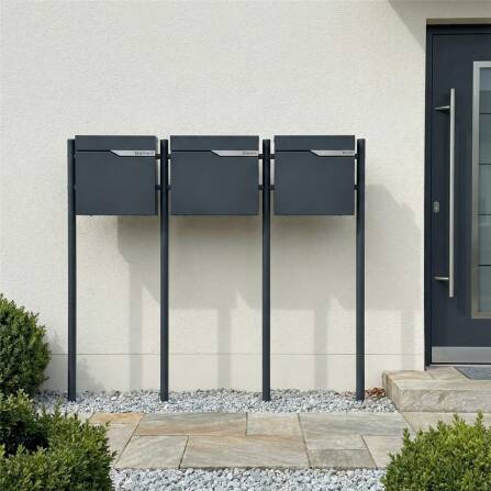 Metzler Standbriefkasten Mehrfamilienhaus | 3er | personalisiert mit Gravur