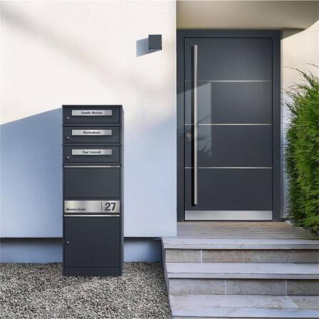 Metzler Paketbox mit 3 Briefkästen | personalisiert mit Gravur | Edelstahl-Namensschild | mit Briefeinwurf | Anthrazit | Bispo 2