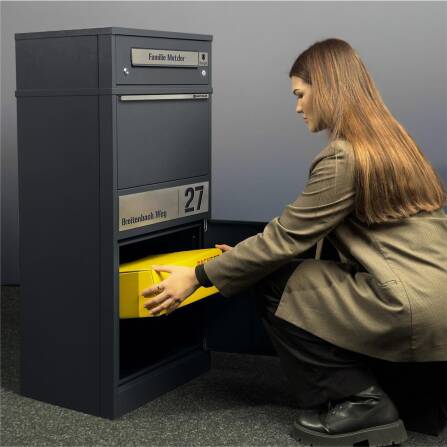 Metzler Funk-Paketbox mit Klingel & Briefkasten |  personalisiert mit Gravur | Edelstahl-Namensschild | Anthrazit | Bispo Funk