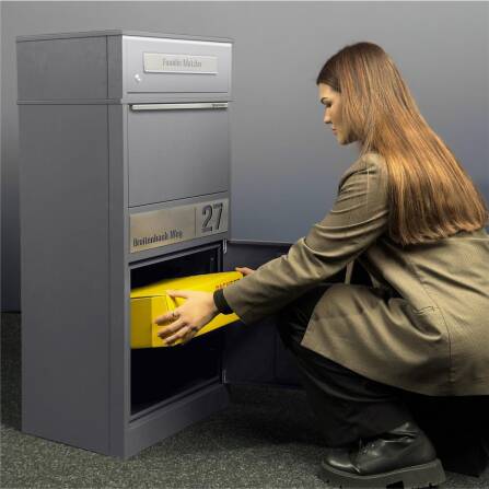 Metzler Paketbox mit Briefkasten | LED | Graualuminium | personalisiert mit Gravur | Bispo 2