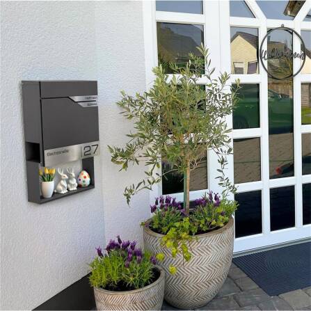 Metzler Briefkasten mit zwei Edelstahl-Namensschildern | Eisenglimmer | Albrecht