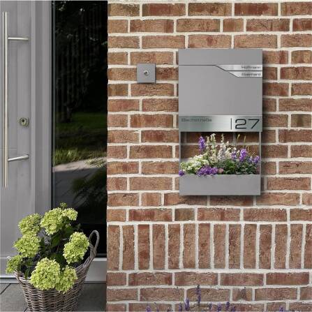 Metzler Briefkasten mit zwei Edelstahl-Namensschildern | Grau | Albrecht