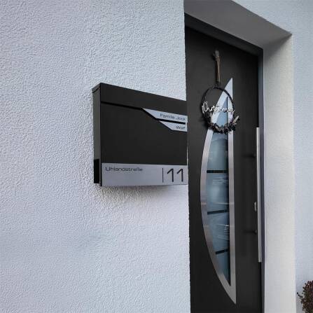 Metzler Briefkasten mit zwei Edelstahl-Namensschildern | Schwarz | Albrecht