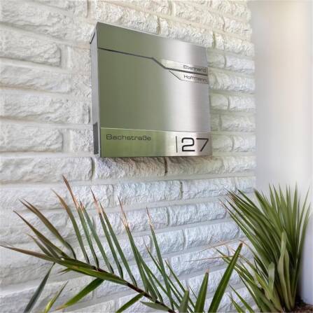 Metzler Briefkasten mit zwei Edelstahl-Namensschildern | Edelstahlfront | Albrecht