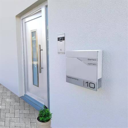 Metzler Briefkasten mit zwei Edelstahl-Namensschildern | Weiß | Albrecht