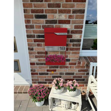 Metzler Briefkasten mit Blumenkasten | personalisiert mit Gravur | Wunschfarbe | Siebert Frame J