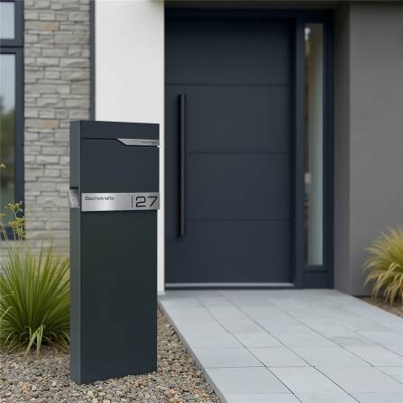 Metzler Briefkastenständer in RAL 7016 Anthrazit | Design Standfuß rostfrei | Anna 1