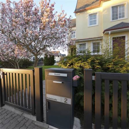 Metzler Blumenkasten für Paketbox Modellreihe Bispo | RAL 7016 Anthrazit