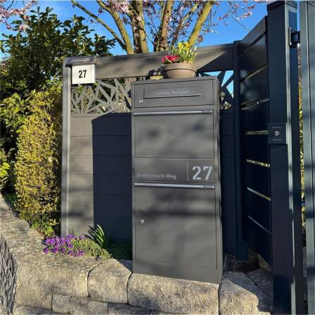 Metzler Paketbox mit Briefkasten | personalisiert mit Gravur | Edelstahl-Namensschild | mit Briefeinwurf | Taren