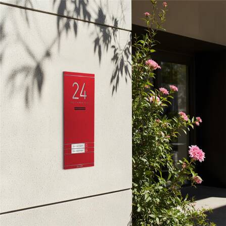 Metzler ADM10 Audio-Türsprechanlage | 2 Klingeltaster | Mit austauschbarem Namensschild | Wunschfarbe | Kai