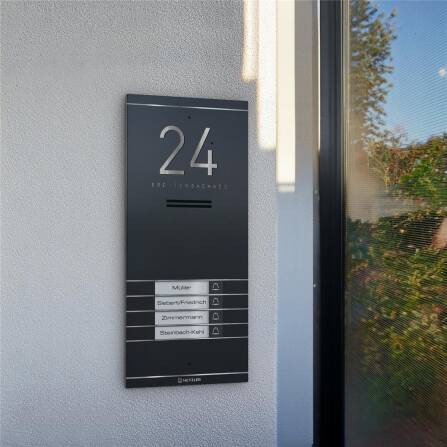Metzler ADM10 Audio-Türsprechanlage | 4 Klingeltaster | Mit austauschbarem Namensschild | Anthrazit | Kai