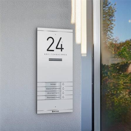 Metzler ADM10 Audio-Türsprechanlage | 4 Klingeltaster | Mit austauschbarem Namensschild | Weiß | Kai
