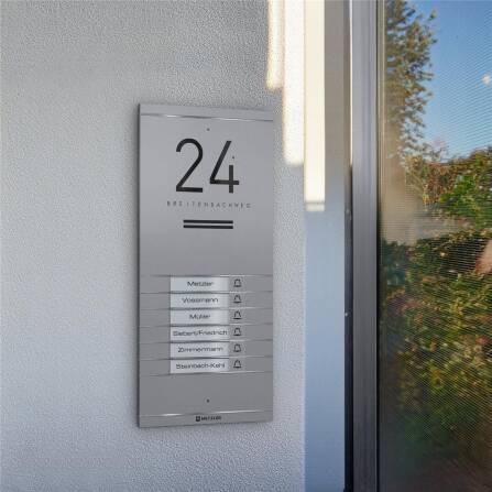Metzler ADM10 Audio-Türsprechanlage | 6 Klingeltaster | Mit austauschbarem Namensschild | Grau | Kai