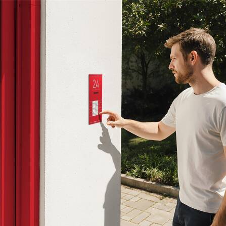 Metzler ADM10 Audio-Türsprechanlage | 6 Klingeltaster | Mit austauschbarem Namensschild | Wunschfarbe | Kai