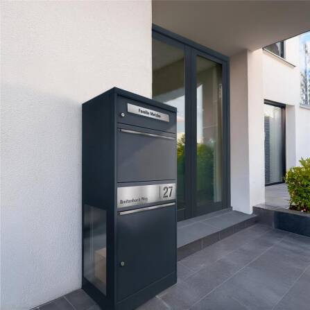 Paketbox mit Briefkasten | mit seitlichen Sichtfenstern | personalisiert mit Gravur | Edelstahl-Namensschild | Anthrazit | Bispo 2 SF