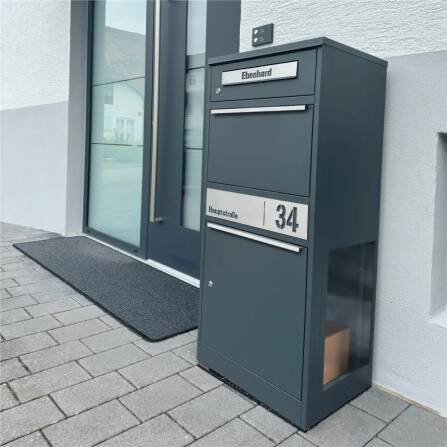 Paketbox mit Briefkasten | mit seitlichen Sichtfenstern | personalisiert mit Gravur | Edelstahl-Namensschild | Anthrazit | Bispo 2 SF
