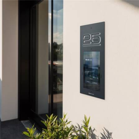 Metzler Türsprechanlage mit Kamera | Gesichtserkennung | Touch-Display | Hausnummer beleuchtet | Live-HD-Video | Ein- und Mehrfamilien | Anthrazit | SDM10H