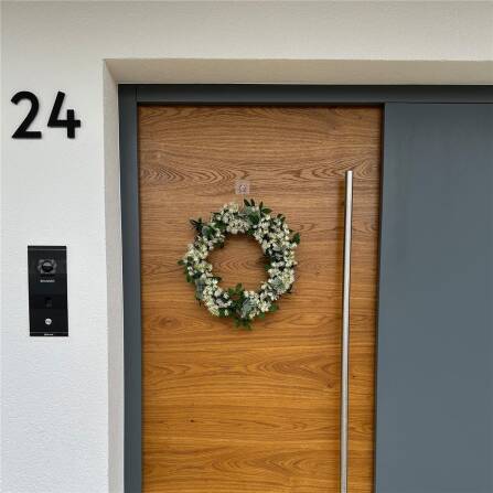 Metzler Hausnummer | Edelstahl | Arial | Höhe 20 cm