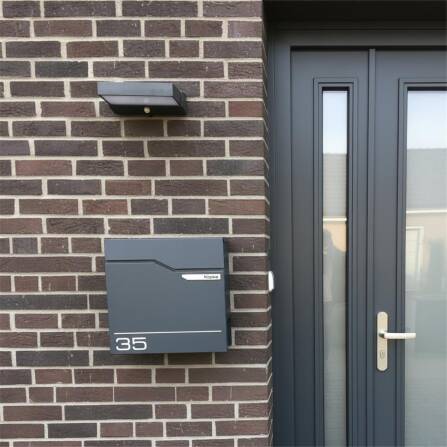 Metzler Briefkasten austauschbares Namensschild | Hoffmann