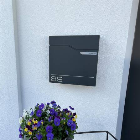 Metzler Briefkasten austauschbares Namensschild | Hoffmann