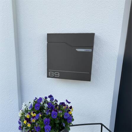 Metzler Briefkasten austauschbares Namensschild | Eisenglimmer | Hoffmann