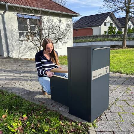 Metzler Paketbox | Entnahme auf der Rückseite | personalisiert mit Gravur | Anthrazit | Zivo 2