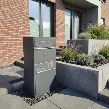 Metzler Paketbox mit Briefkasten | personalisiert mit Gravur | Edelstahl-Namensschild | mit Briefeinwurf | Anthrazit | Taren