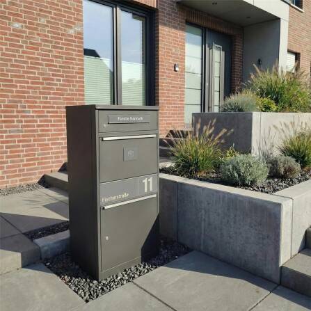 Metzler Paketbox mit Briefkasten | personalisiert mit Gravur | Edelstahl-Namensschild | mit Briefeinwurf | Eisenglimmer | Taren