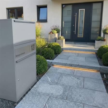 Metzler Paketbox XL personalisiert mit Gravur | Paketkasten rostfrei | Grau | Bispo Max 2