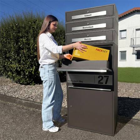 Metzler Paketbox XL mit 3 Briefkästen | Paketkasten rostfrei | personalisiert mit Gravur | Eisenglimmer | Bispo Max 2