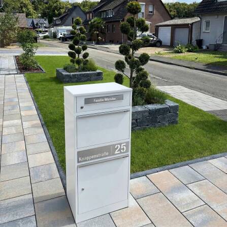 Metzler Paketbox mit Briefkasten | personalisiert mit Gravur | Edelstahl-Namensschild | mit Briefeinwurf | Weiß | Bispo 2