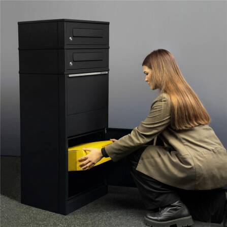 Metzler Paketbox mit 2 Briefkästen | zweifacher Briefeinwurf | für Pakete bis zur Größe M | rostfrei | Tiefschwarz | Bispo