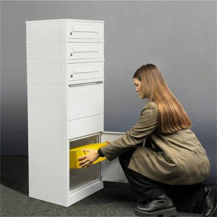 Metzler Paketbox mit 3 Briefkästen | dreifacher Briefeinwurf | für Pakete bis zur Größe M | rostfrei | Weiß | Bispo