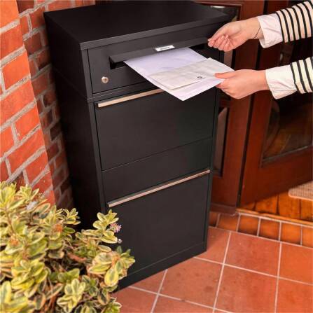 Metzler cassetta per pacchi con targhetta nominativa intercambiabile | per pacchi fino alla taglia M | Bispo RE