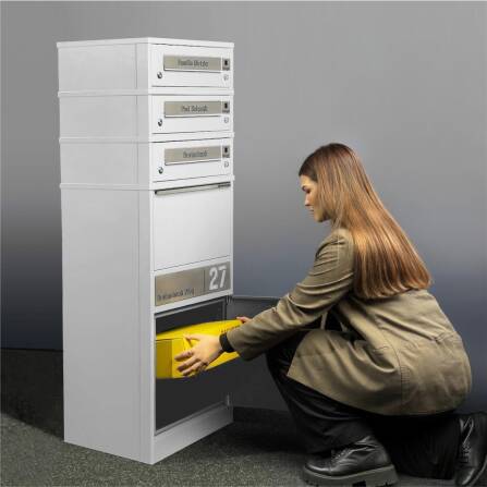 Metzler Funk-Paketbox mit Klingel & Briefkasten |  personalisiert mit Gravur | Edelstahl-Namensschilder | Weiß | Bispo Funk