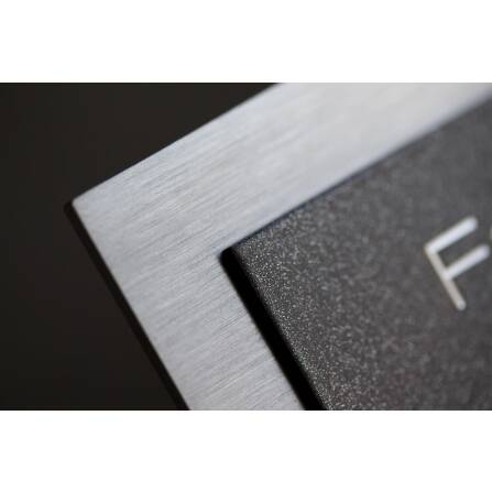 Metzler Klingelschild Edelstahl Eisenglimmer Gravur | Boris