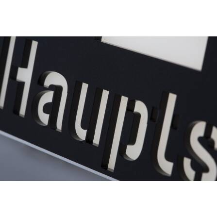 Solar-Hausnummer von Steinel | Schwarz | Dämmerungssensor